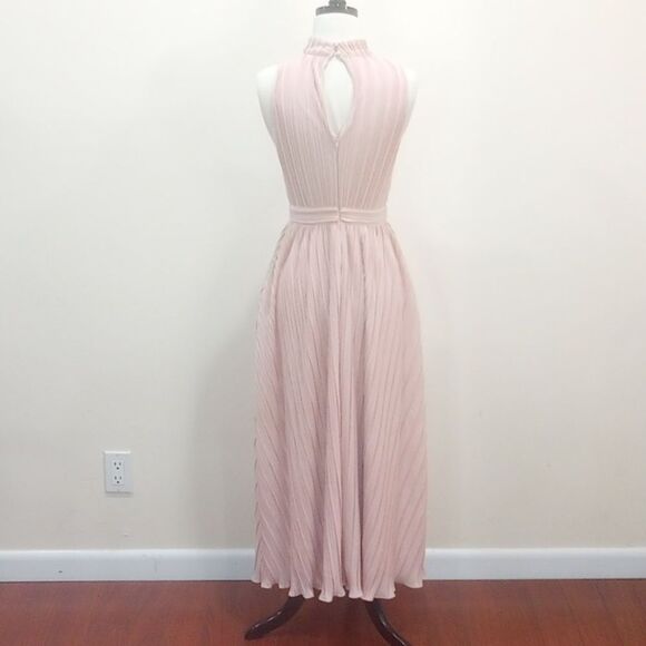 NBD X Revolve Plunging V-Neck Sleeveless Pleated Midi Dress - Blush Pink ~ XS - Picture 8 of 14